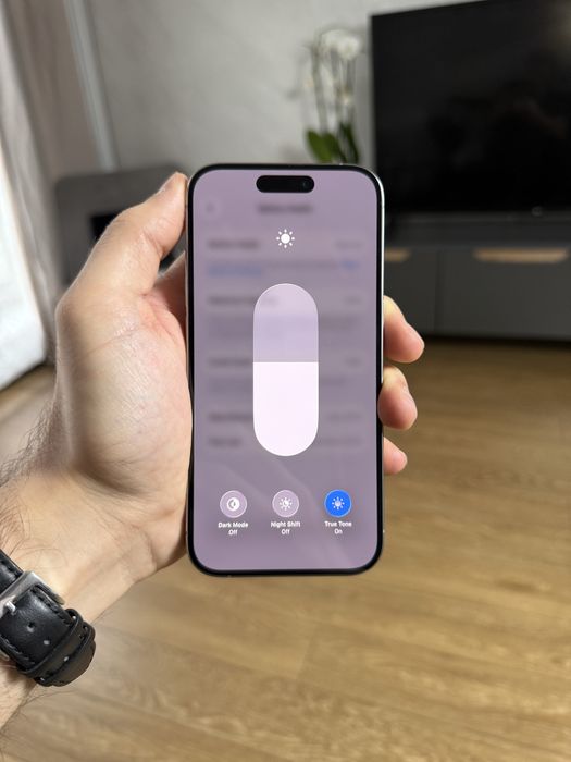 iPhone 15 Pro Natural Titanium 128gb