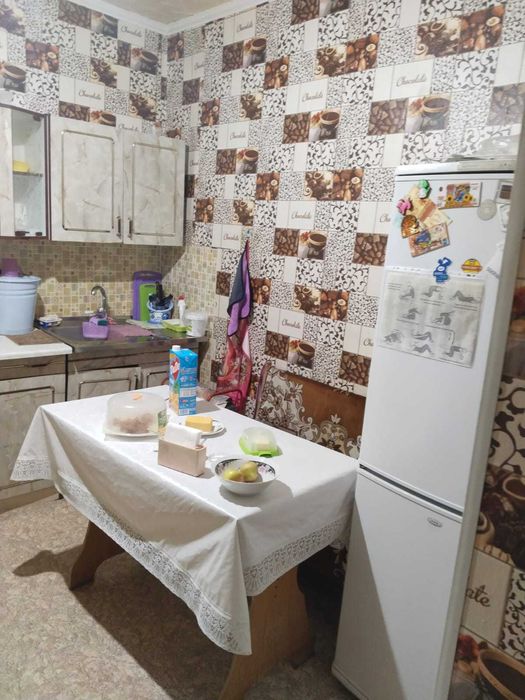 Продам квартиру Абая 72