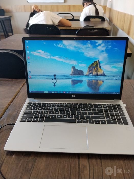 Hp noutbuk  windows 10 pro