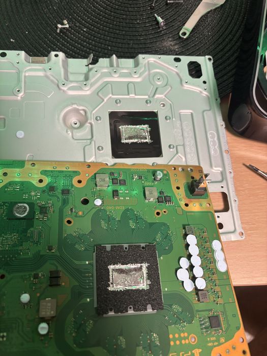 Service PS5 si controllere, PC, macbook,