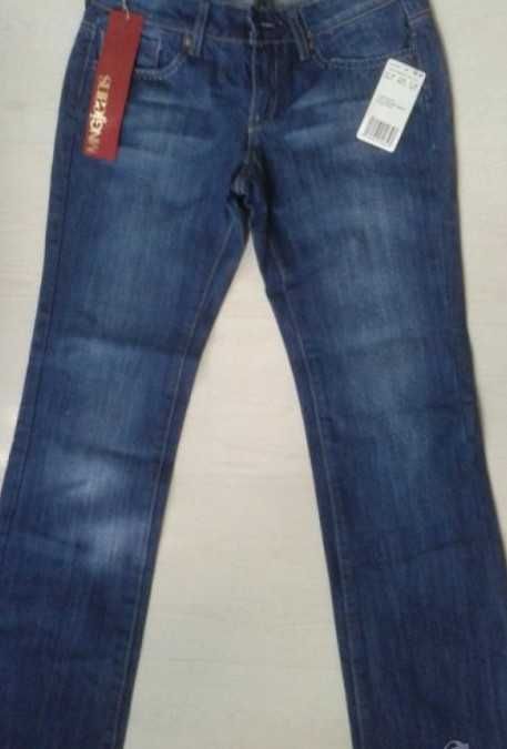 Спешно и изгодно чисто нови оригинални дамски дънки "Mango" 27ми номер