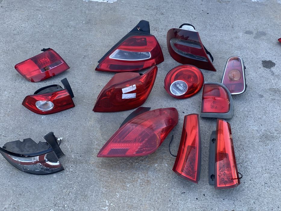 Pachet stopuri Stop lampa tripla stanga dreapta vw beetle renault laguna 2 megane 2 peugeot 307 / 208 terano kia a6c6 range rover detalii la telefon