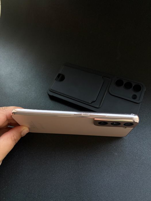 Продам Samsung galaxy S22