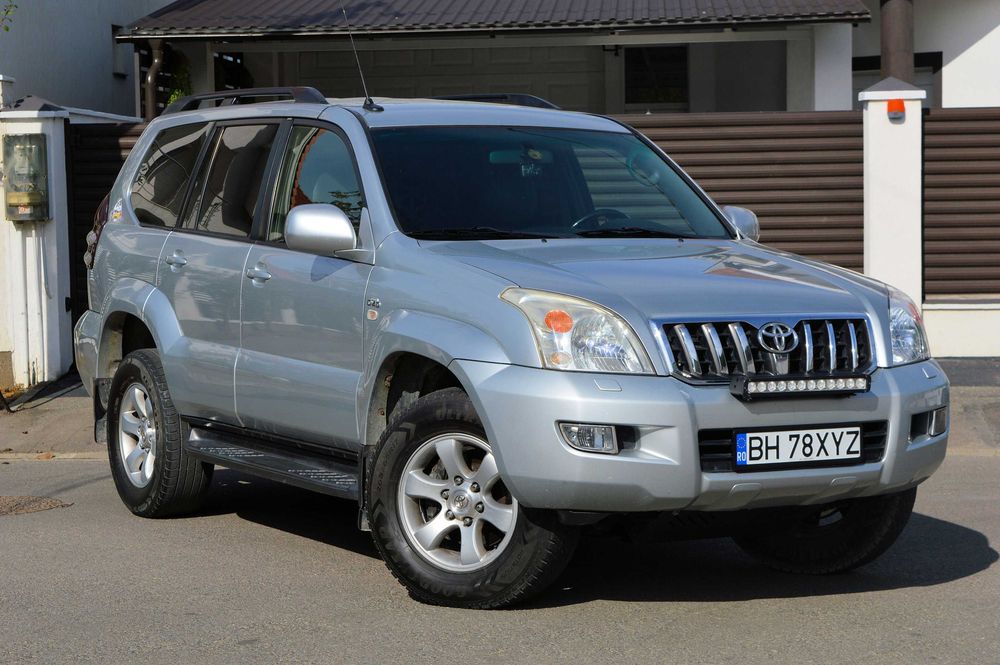 TOYOTA Land Cruiser 2005 — imagine 2