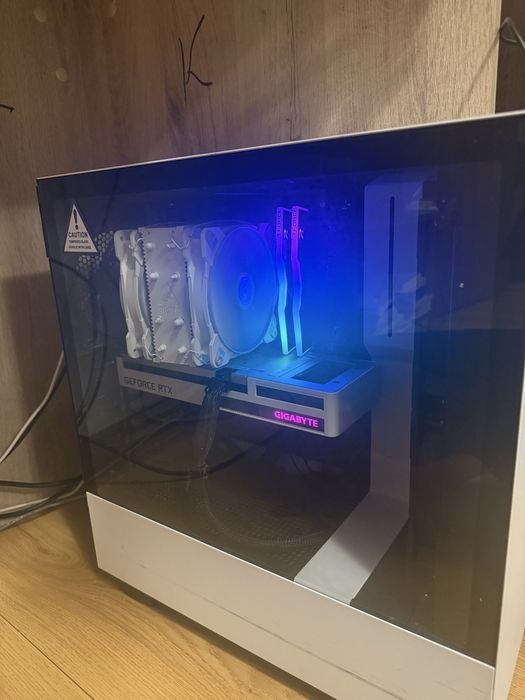 Геймърски Компютър RTX 3060/ i5-11th Gen
