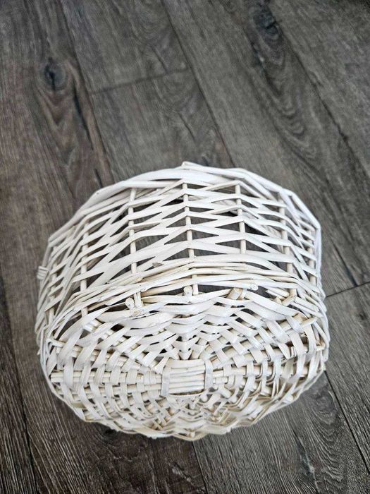 Продам корзину. Состояние идеальное.