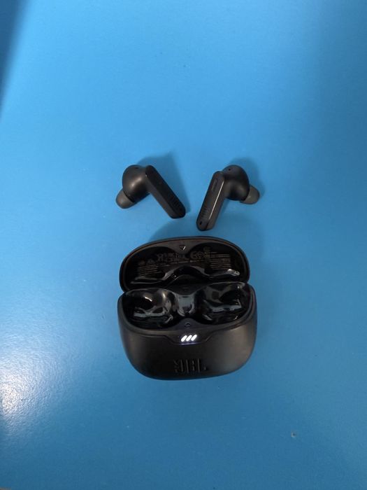 Casti wireless JBL Tune Beam