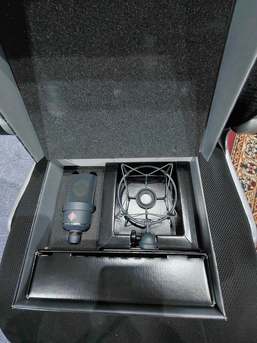 NEUMANN -103  микрофон студийный.