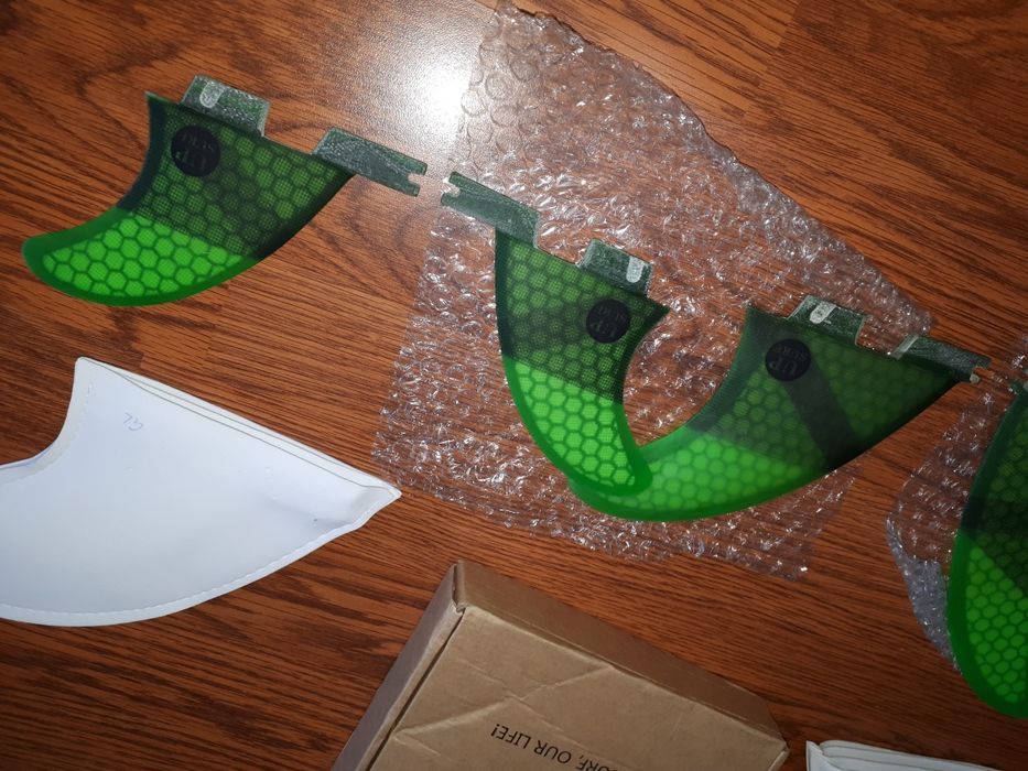 Плавники для сёрфинговой доски