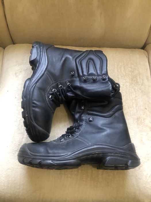 Топ обувки  високи