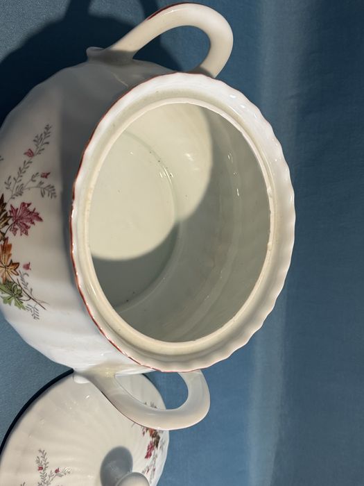 Български порцеланов супник