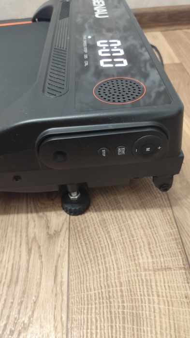 Беговая дорожка Genаu