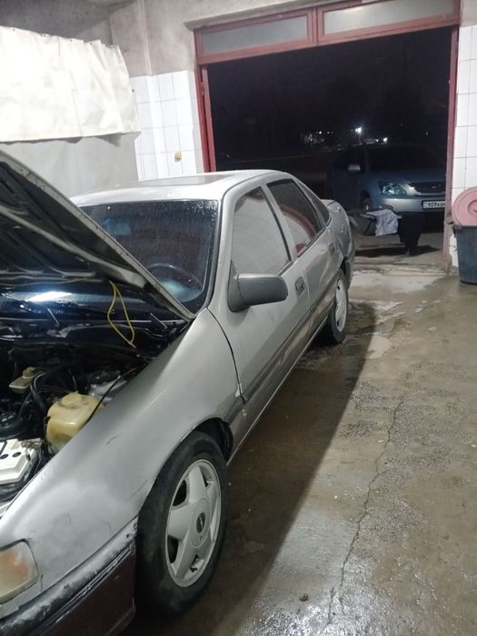 Продам опель вектра срочно