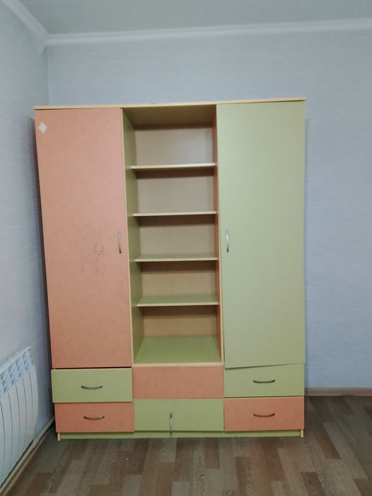 Шкаф сатылды. Біраз уақыт болды