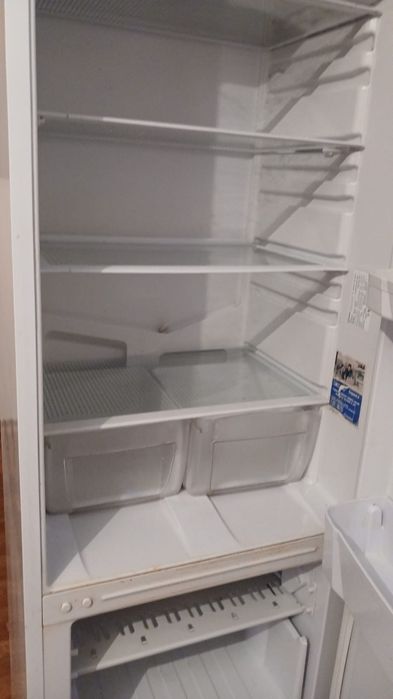 Продам б/у холодильник