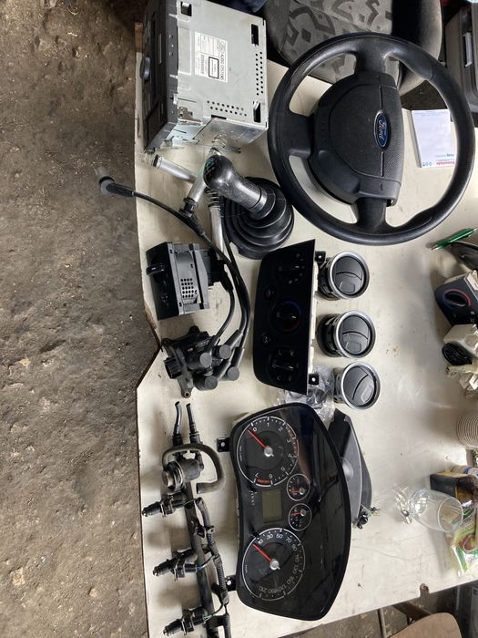 Интериор за Форд Фиеста 2007г