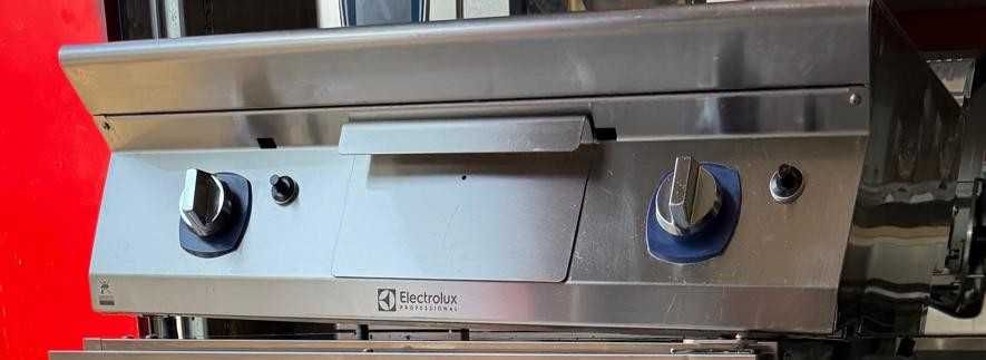 Gratar / Fry-top Electrolux Gaz, plita mixta - neteda + striata
