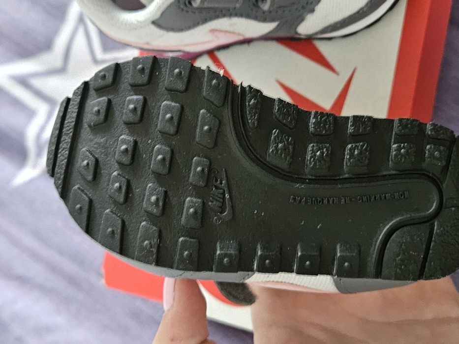 Бебешки обувки Nike , НОВИ