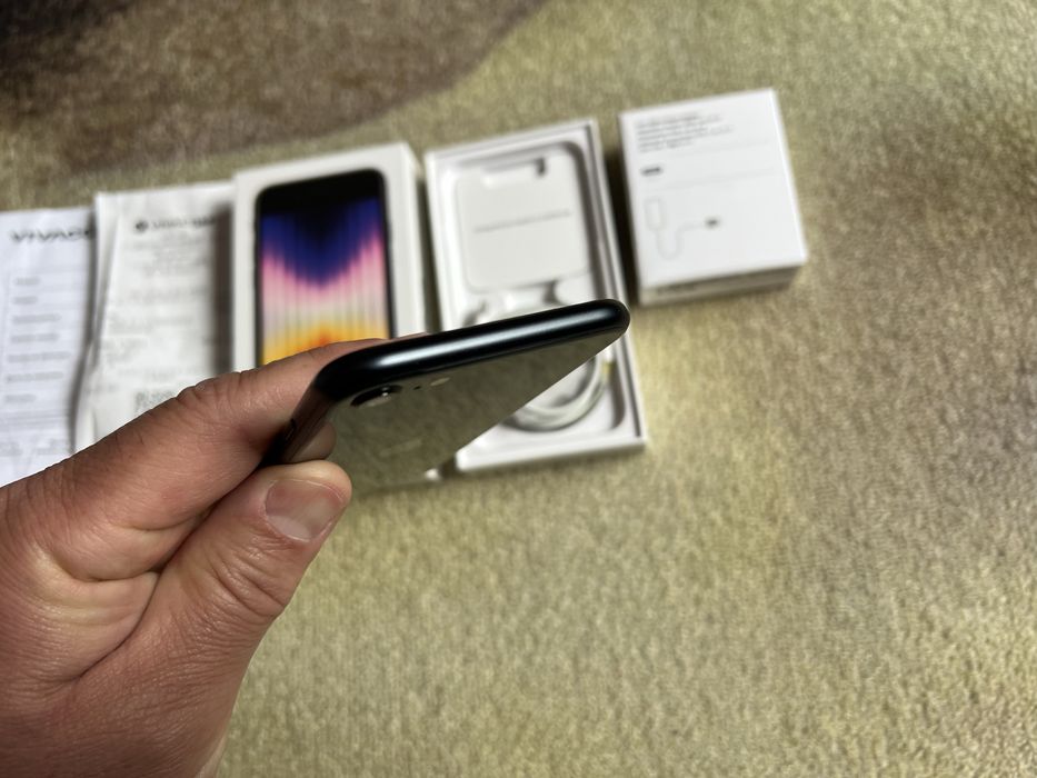 IPHONE SE Аифон се 2023г