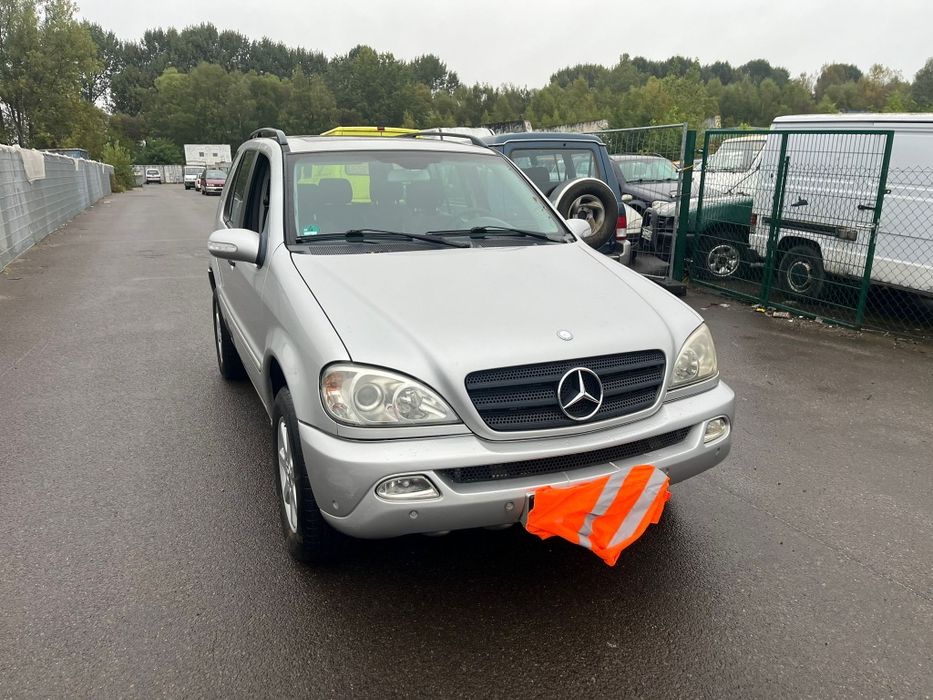 ML 270 CDI ръчка