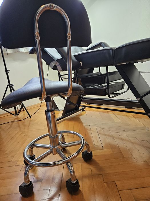 Кушетка + стол нови