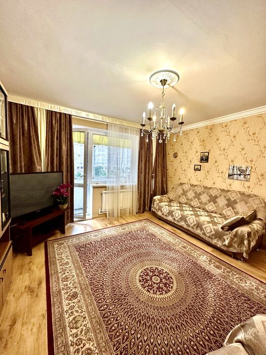 Продам 4 - комт. по улице Татимбета 5