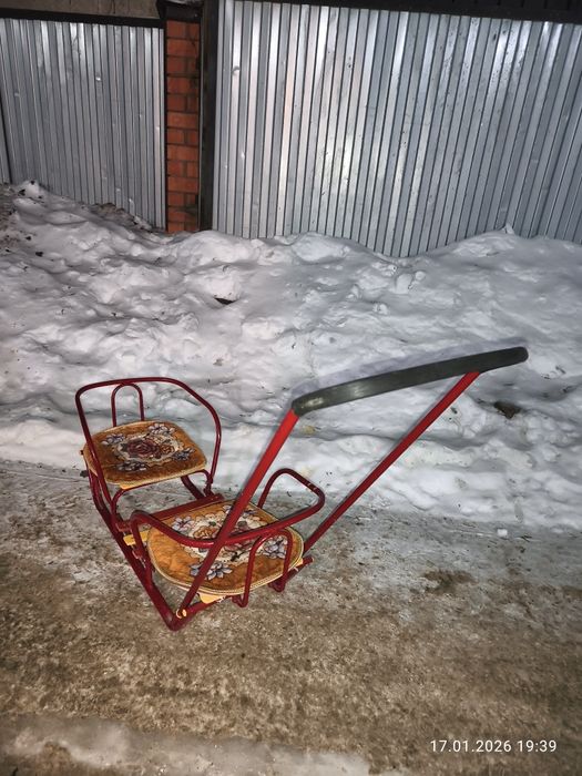 Продам сани на двоих