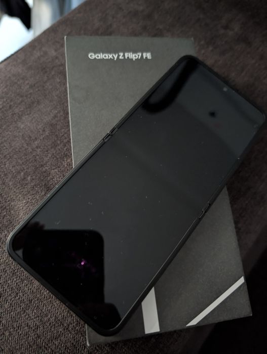 Samsung Galaxy Z FLIP7 FE