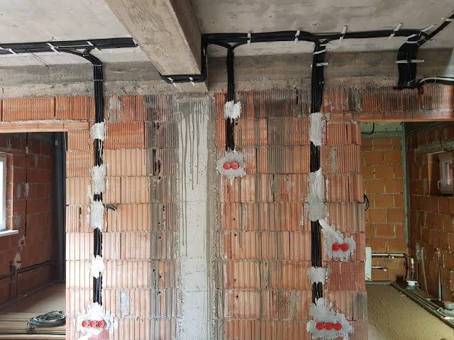 Electrician cu experiență