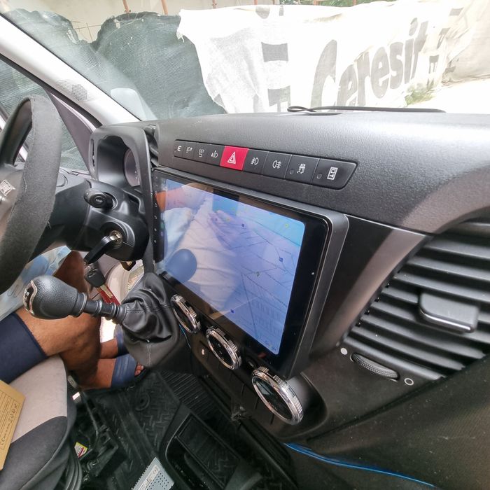 Navigatie Android Iveco Daily Waze YouTube GPS BT USB
