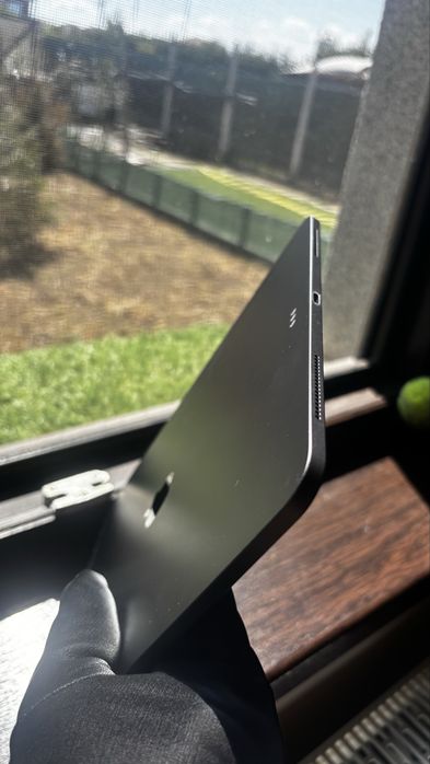 Apple iPad Pro 12.9” Gen 3 – 64GB – Space Gray