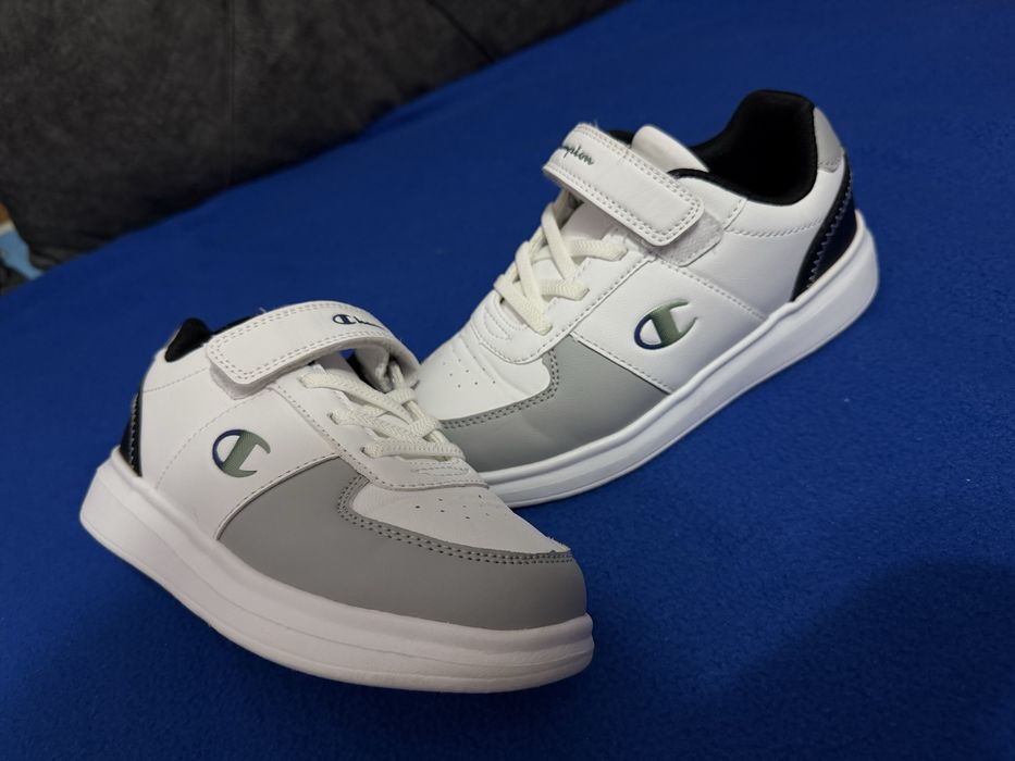 Adidași Champion mărimea 32