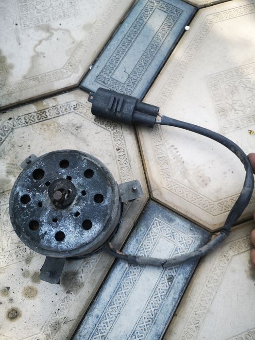 Моторчик на основной вентилятор