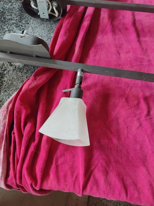 Lampa de iluminat cu 4 becuri