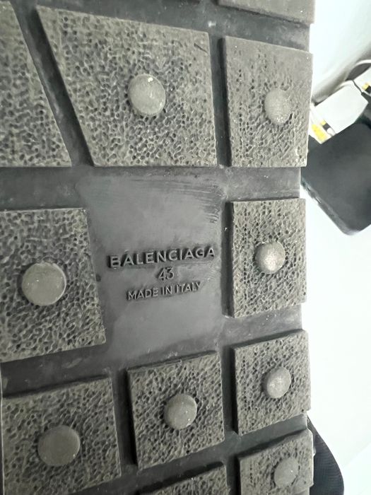 BALENCIAGA - Оригинал - мъжки маратонки номер 43