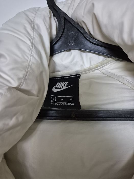 Пуховик найк оригинал