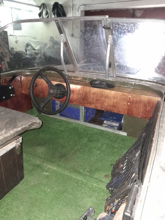 Катер МКМ С прицепом