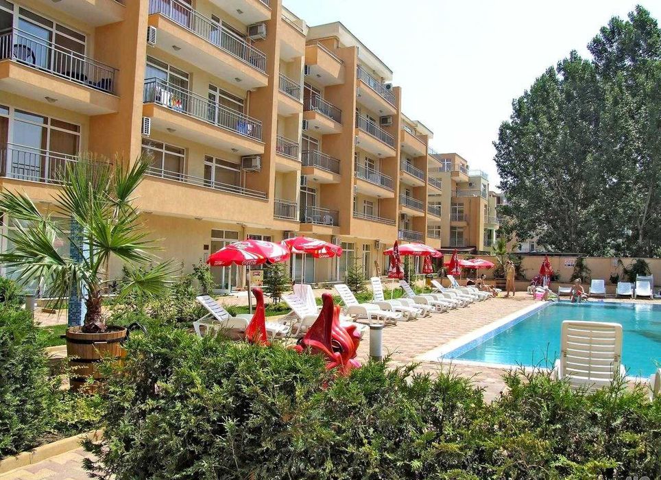 Продава се Двустаен апартамент в к.к. Слънчев бряг - 47 кв.м за 1341 €/кв.м - Снимка #13