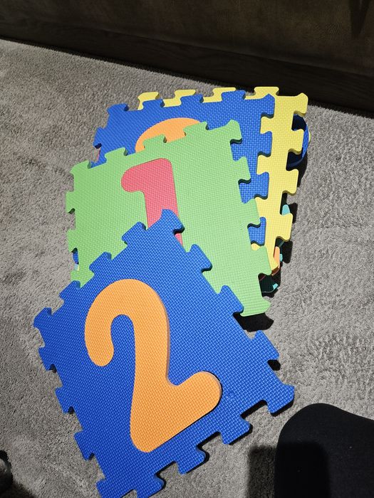 Кола за бутане, писта с коли и др играчки