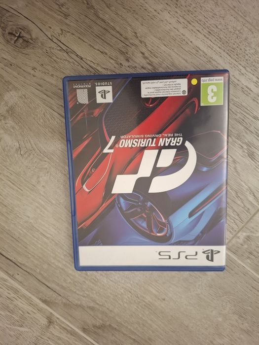 Продам пс5 (бу)   2 джойстика 4 дисковых игр