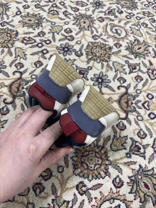 Продам кроссовки 21 размер