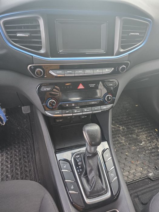 Vand Hyundai IONIQ 2019 probleme pe partea electrica