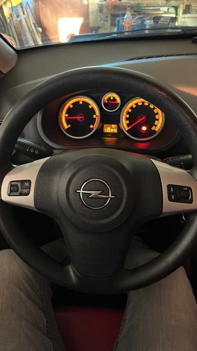 Opel Corsa D DTI 1.3