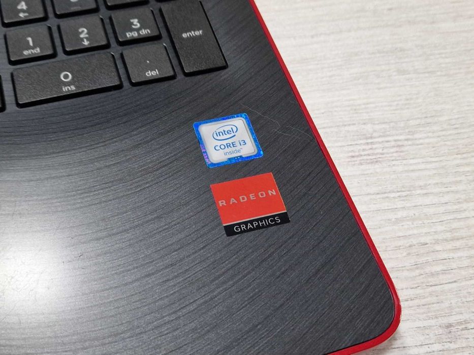 HP Notebook - 15-bs049nu / 1TB / 8GB RAM / i3-6006u