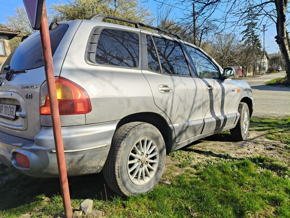 Vând Hyundai santa Fe