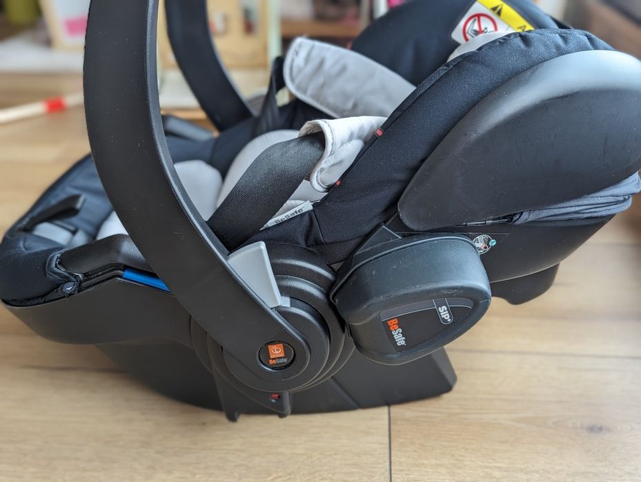 Столче за кола BeSafe izi go