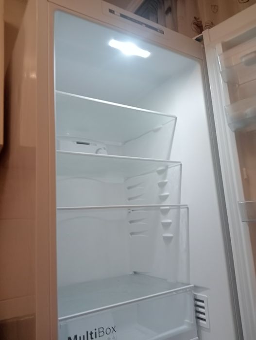 Срочно продам холодильник