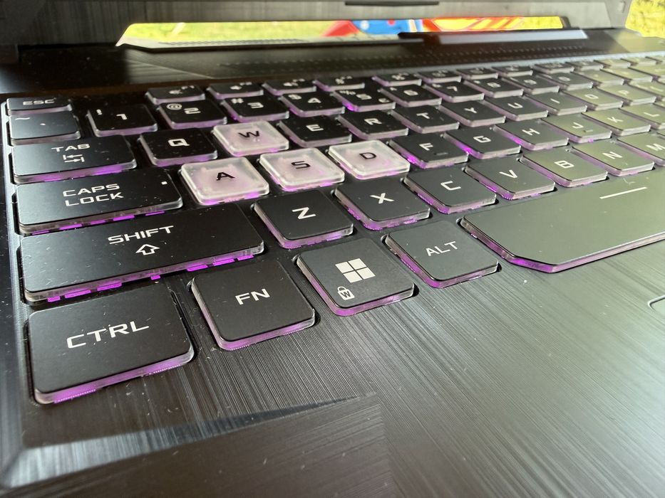 Asus ROG F15 i5 11400h 16gb 512gb RTX 2050 4gb