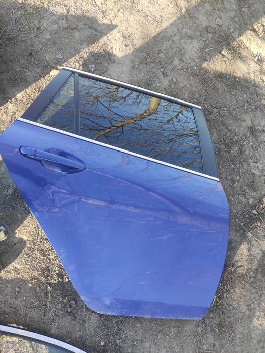 Продавам врати Mazda 6GH комби