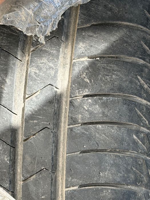 Продается автошина R17х215x 55